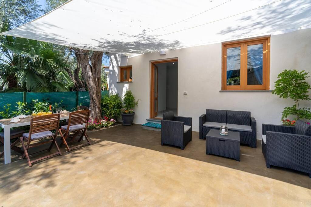 Вилла Casa Priora - Romantic House With Pool Сорренто Экстерьер фото