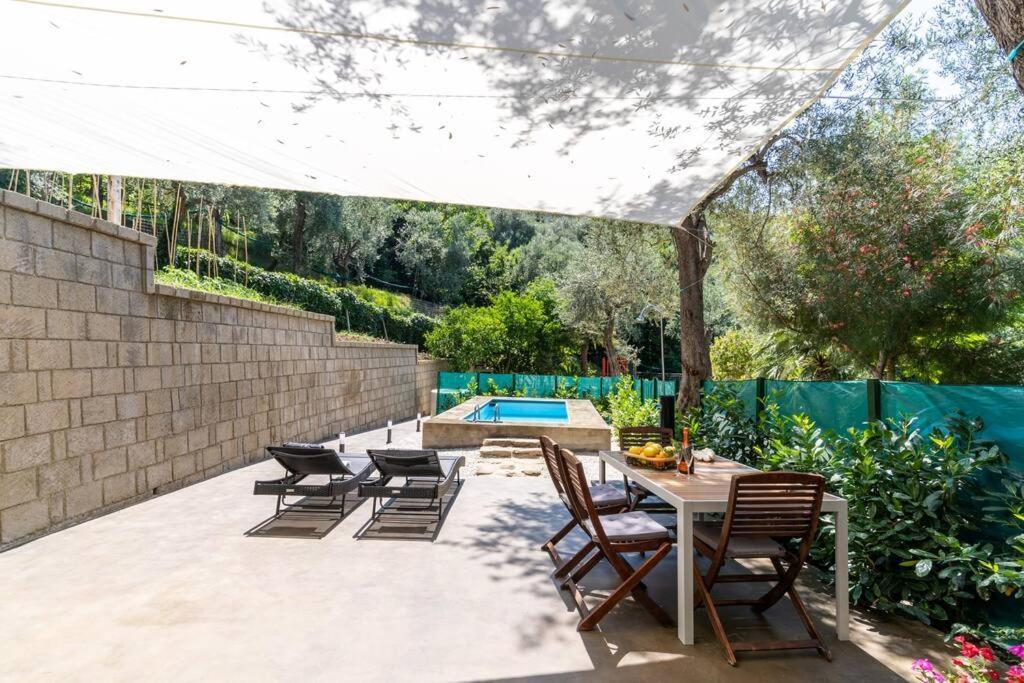 Вилла Casa Priora - Romantic House With Pool Сорренто Экстерьер фото