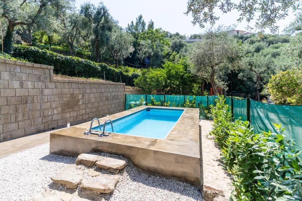 Вилла Casa Priora - Romantic House With Pool Сорренто Экстерьер фото